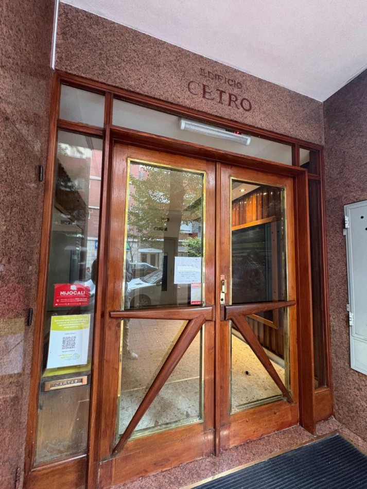 DEPARTAMENTO DOS AMBIENTES TOTALMENTE RECICLADO A LA CALLE