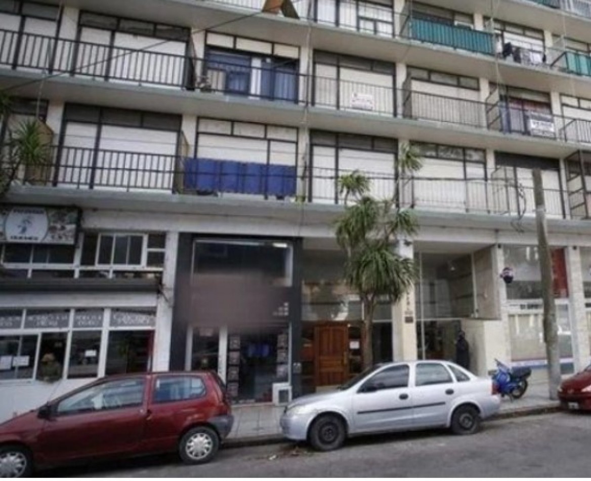 DEPARTAMENTO 2 AMBIENTES - GUEMES Y COLON