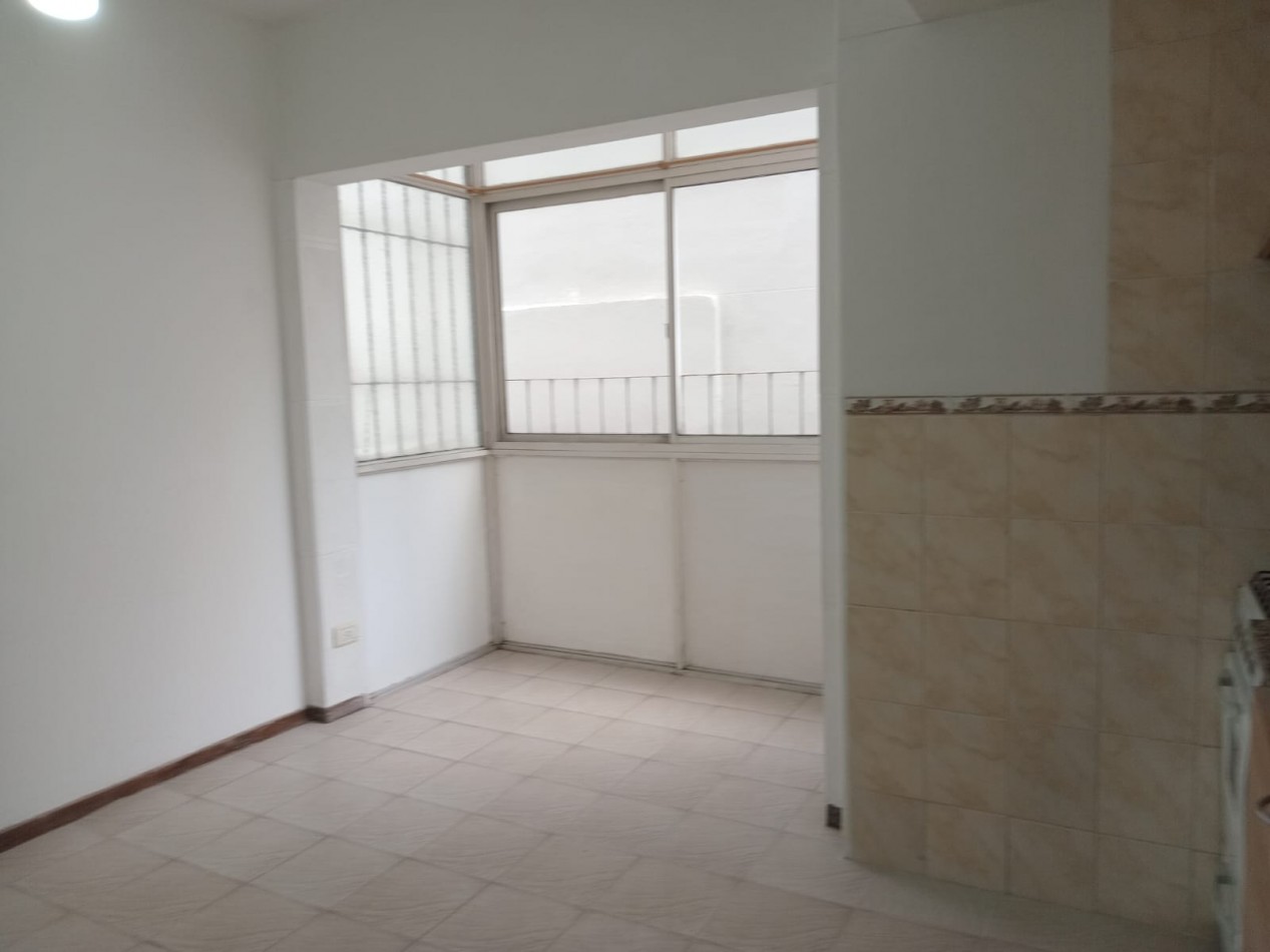 DEPARTAMENTO 2 AMBIENTES - GUEMES Y COLON