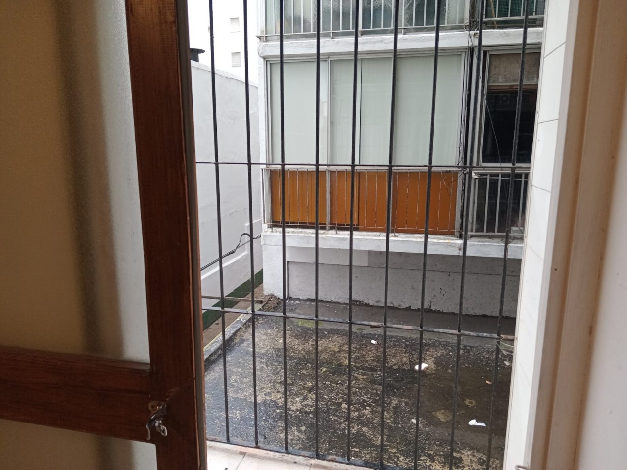 DEPARTAMENTO 2 AMBIENTES - GUEMES Y COLON