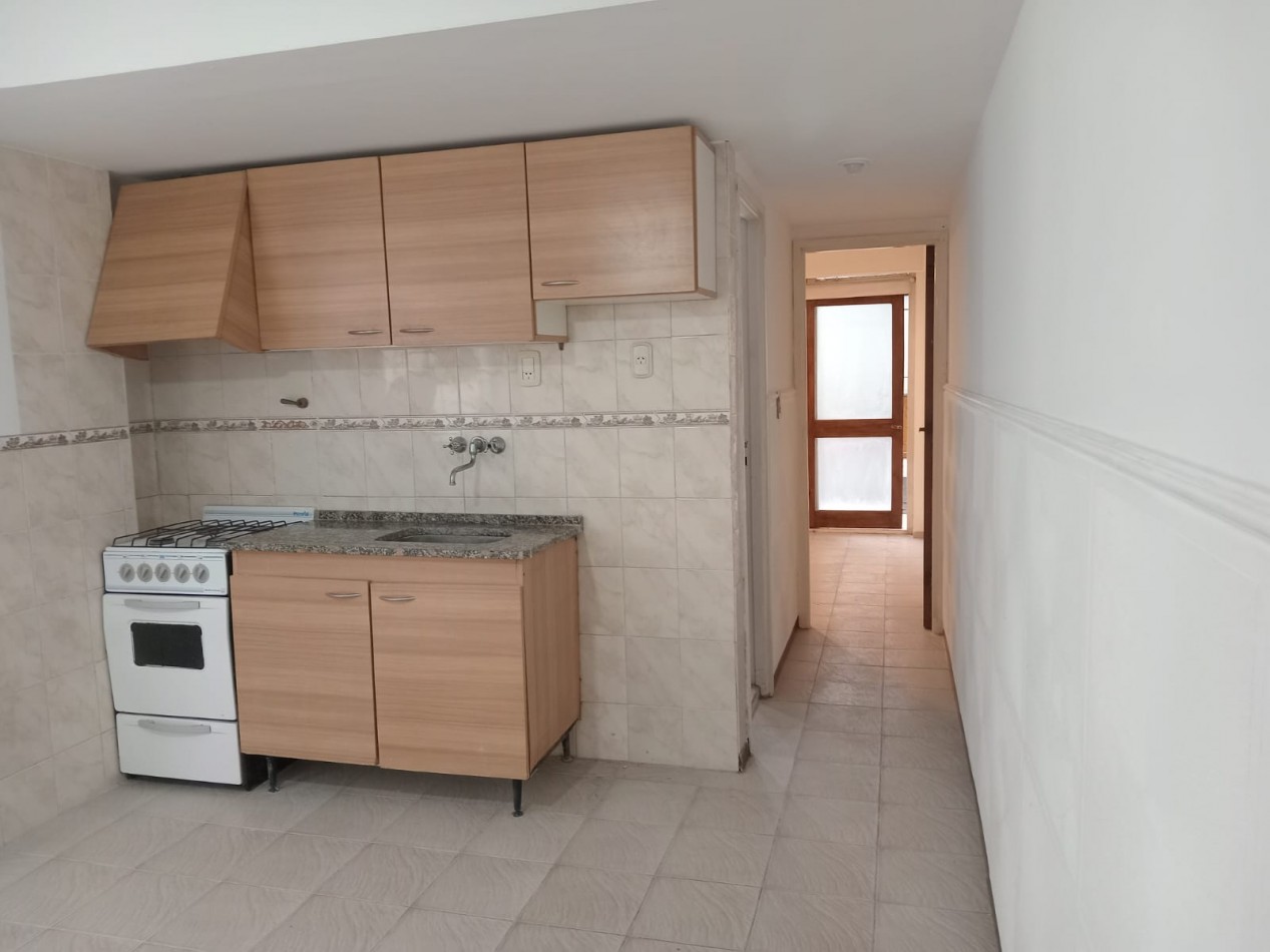 DEPARTAMENTO 2 AMBIENTES - GUEMES Y COLON