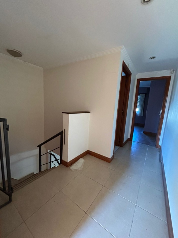 DUPLEX 3 AMBIENTES LOS PINARES.