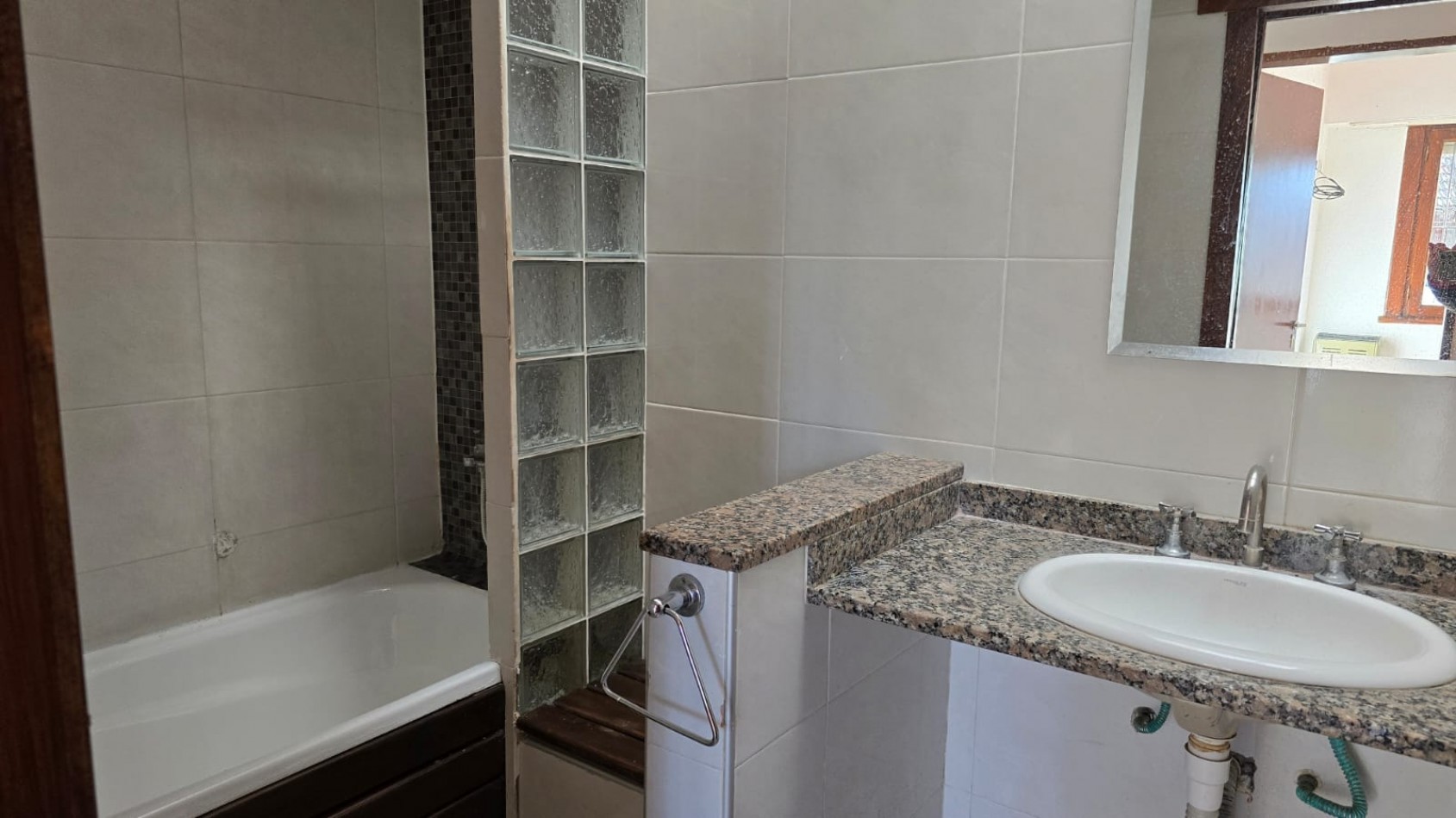 Venta casa 4 ambientes en los Pinares