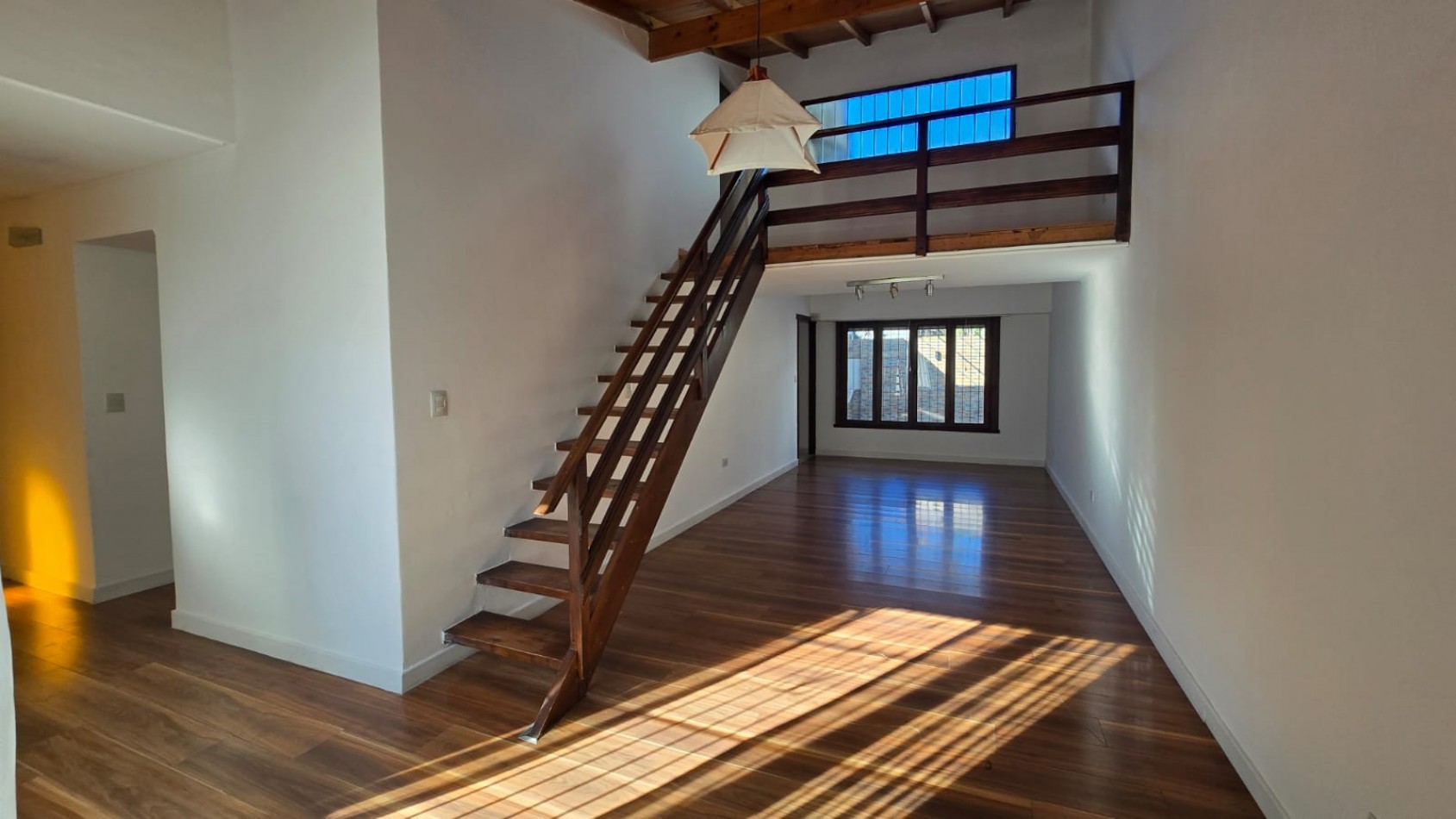 Venta casa 4 ambientes en los Pinares