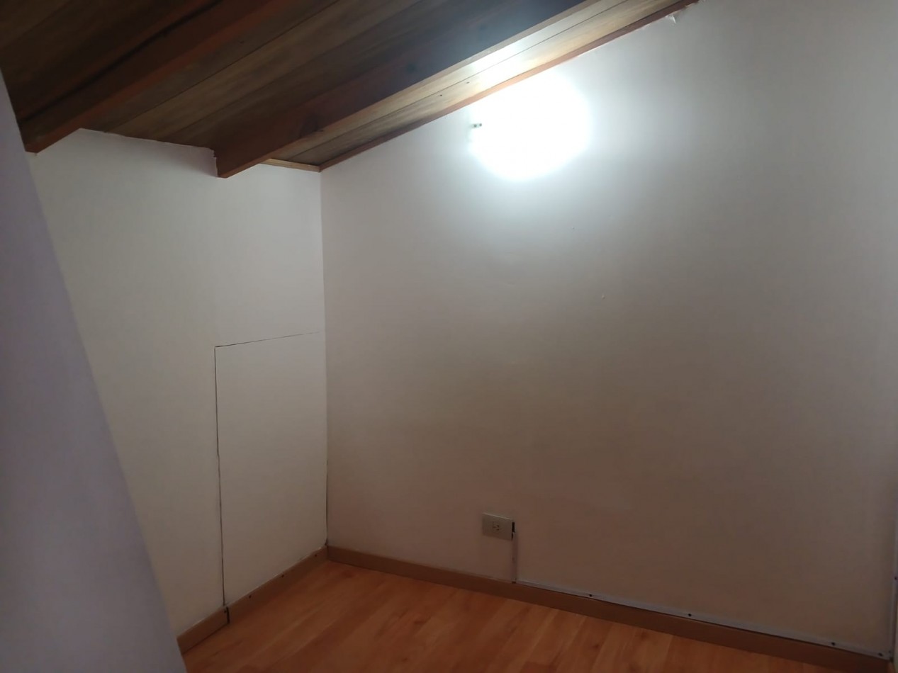 Venta casa 4 ambientes en los Pinares