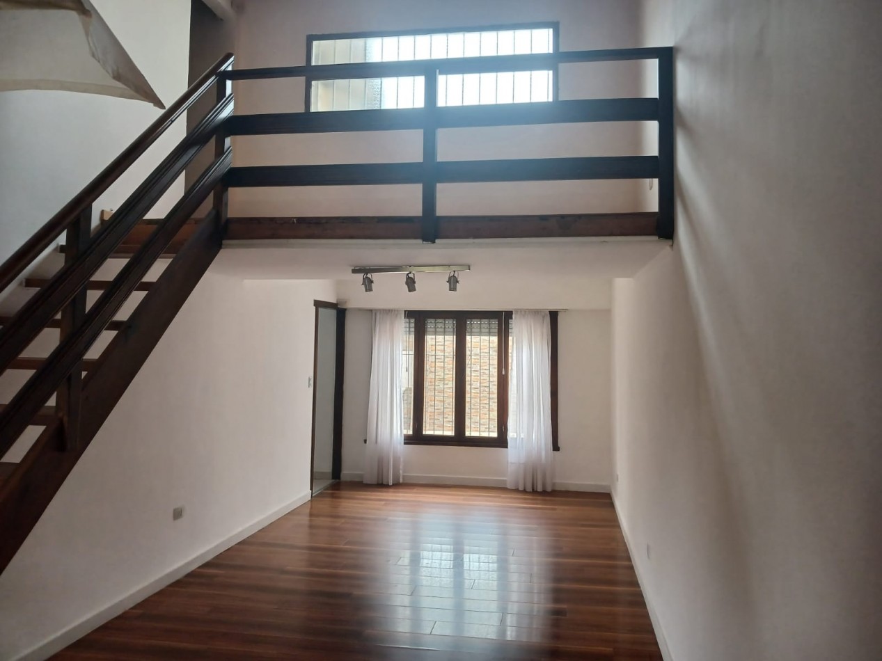 Venta casa 4 ambientes en los Pinares