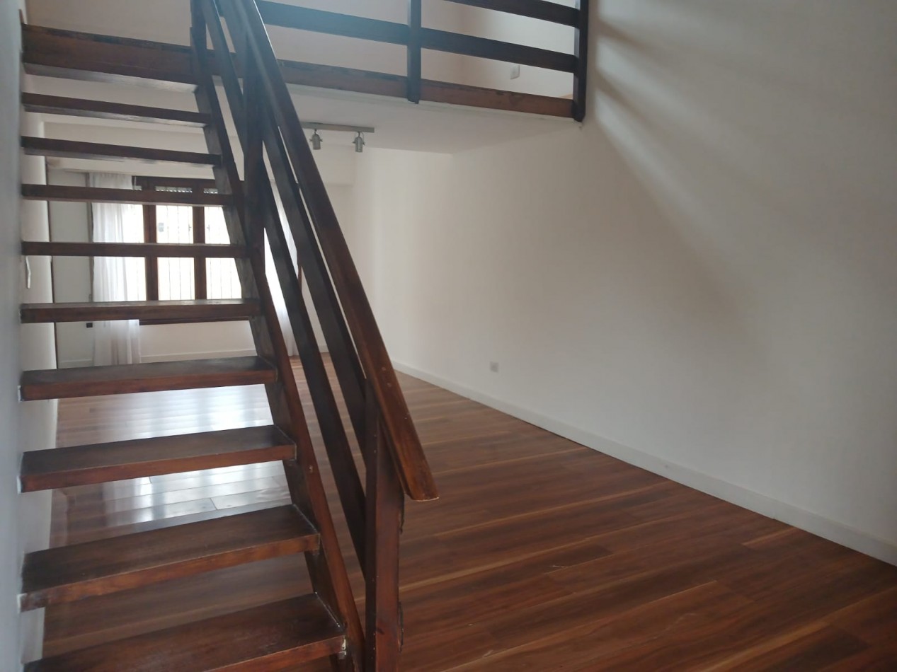Venta casa 4 ambientes en los Pinares