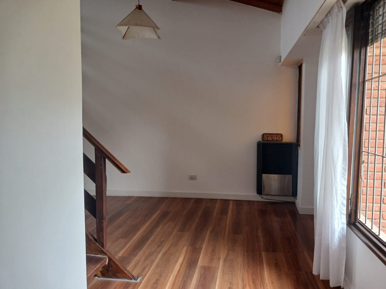 Venta casa 4 ambientes en los Pinares
