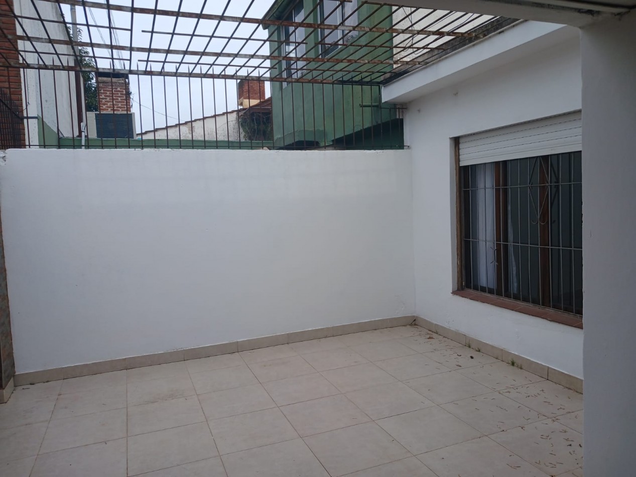 Venta casa 4 ambientes en los Pinares