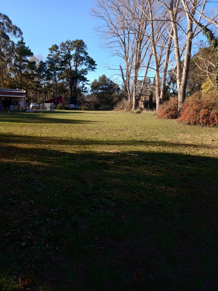 LOTE EN BARRIO LA ARMONIA 