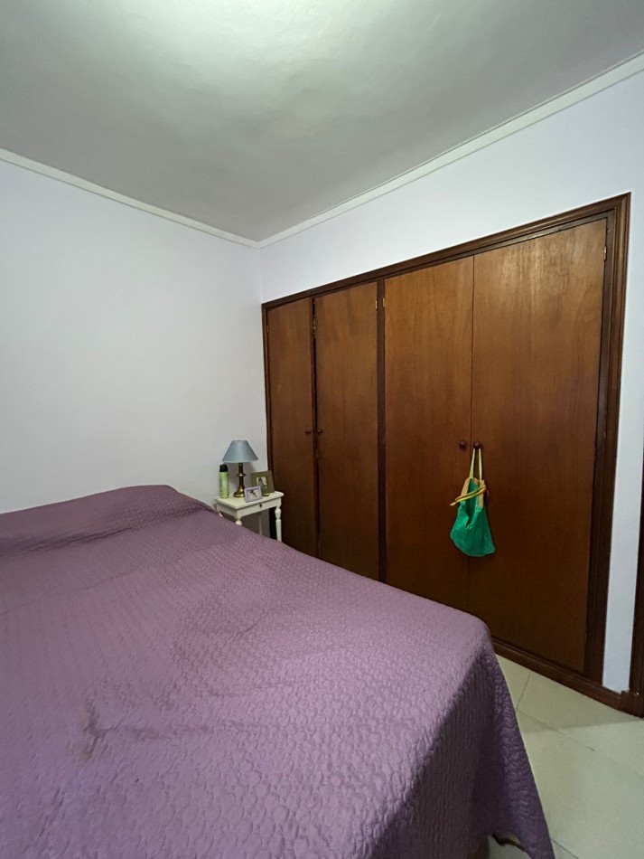 PH 4 AMBIENTES AL FRENTE CON COCHERA Y PATIO APTO CREDITO.