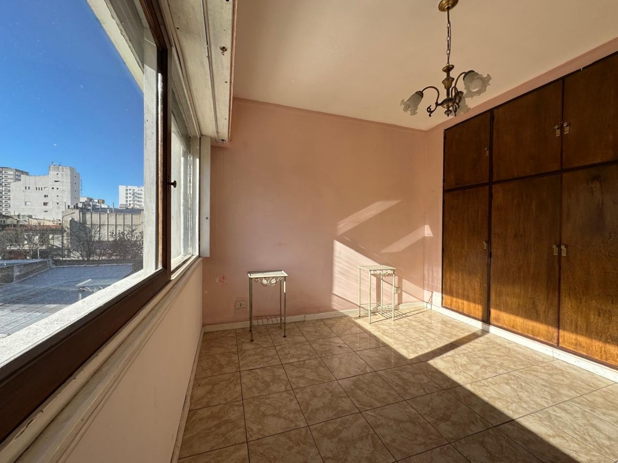 VENTA DEPARTAMENTO 2 AMBIENTES CON BALCON ZONA CENTRO MUY LUMINOSO