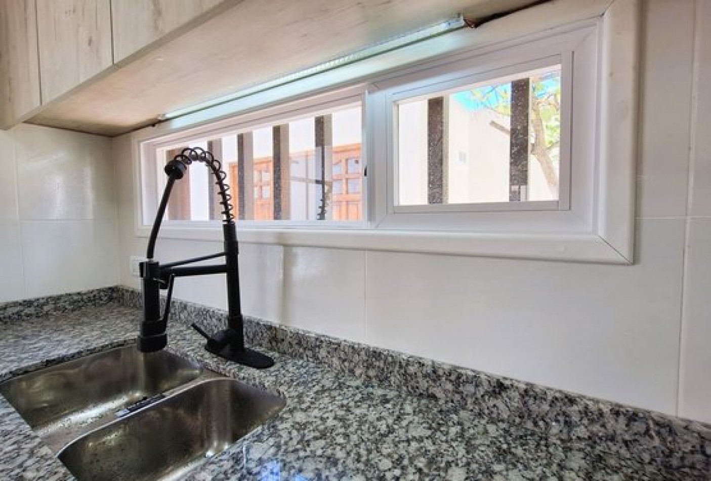 Venta Casa 4 amb estrenar quincho y parque Zona  Colinas
