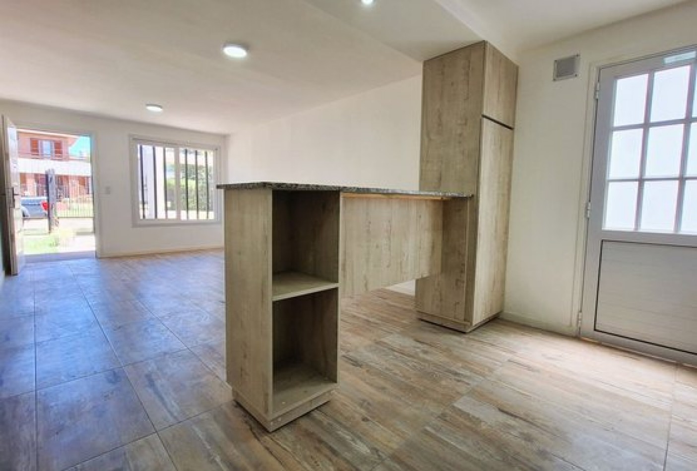 Venta Casa 4 amb estrenar quincho y parque Zona  Colinas