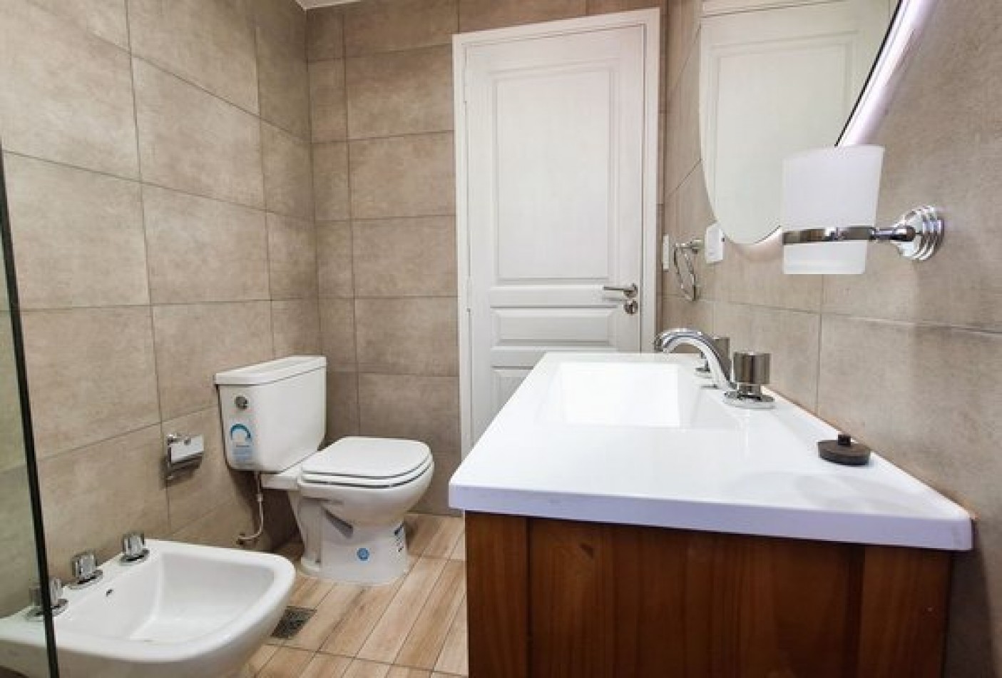 Venta Casa 4 amb estrenar quincho y parque Zona  Colinas