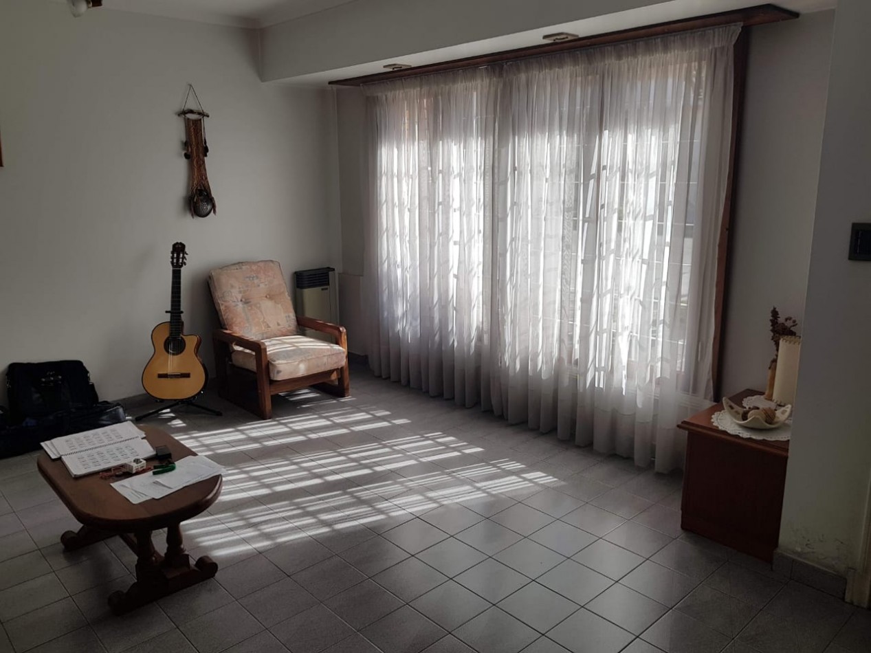 CASA 4 AMBIENTES CON PLAYROOM ZONA SAN JOSE APTO CREDITO.