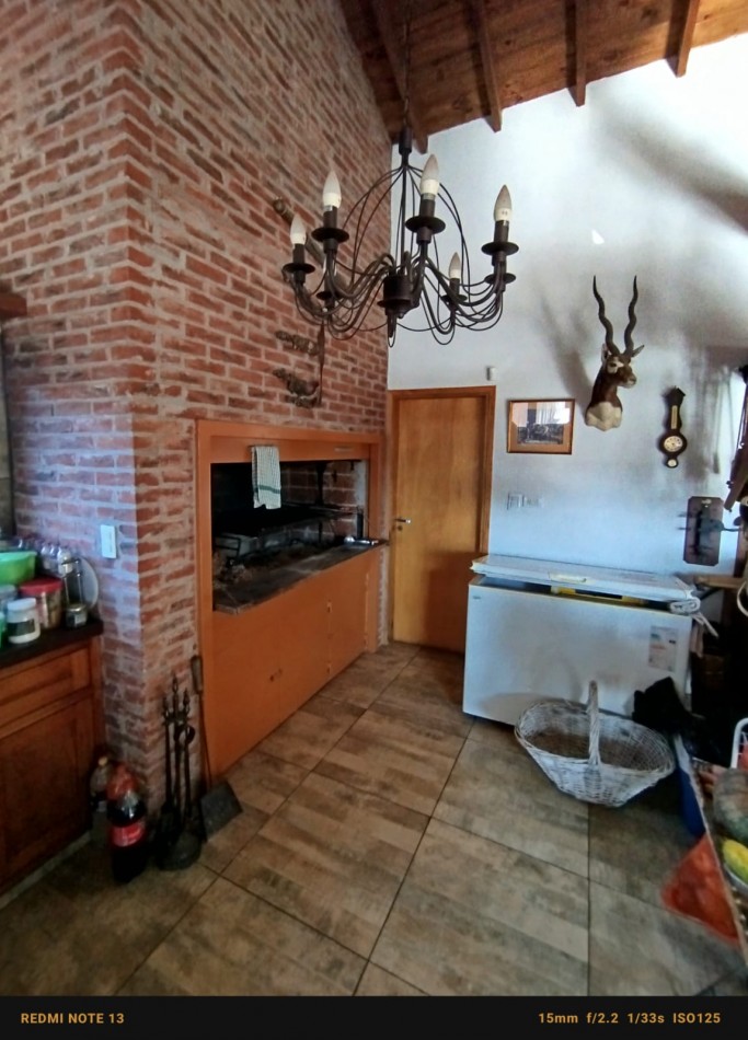 ALQUILER !! Casa quinta + Salon de Fiestas - una hectarea en Sierra de los Padres