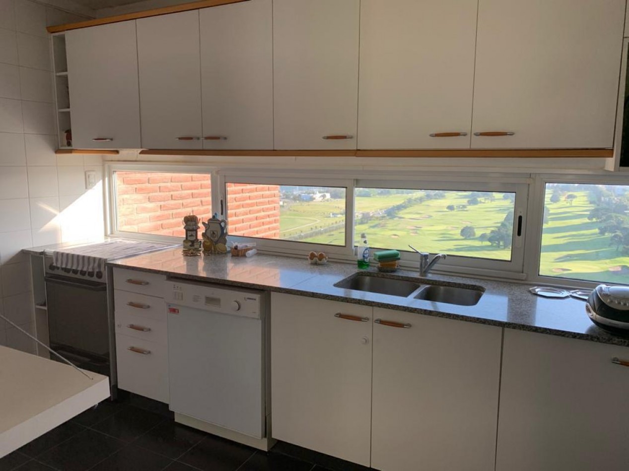 Departamento 4 Amb con vista al mar y  cochera doble playa grande