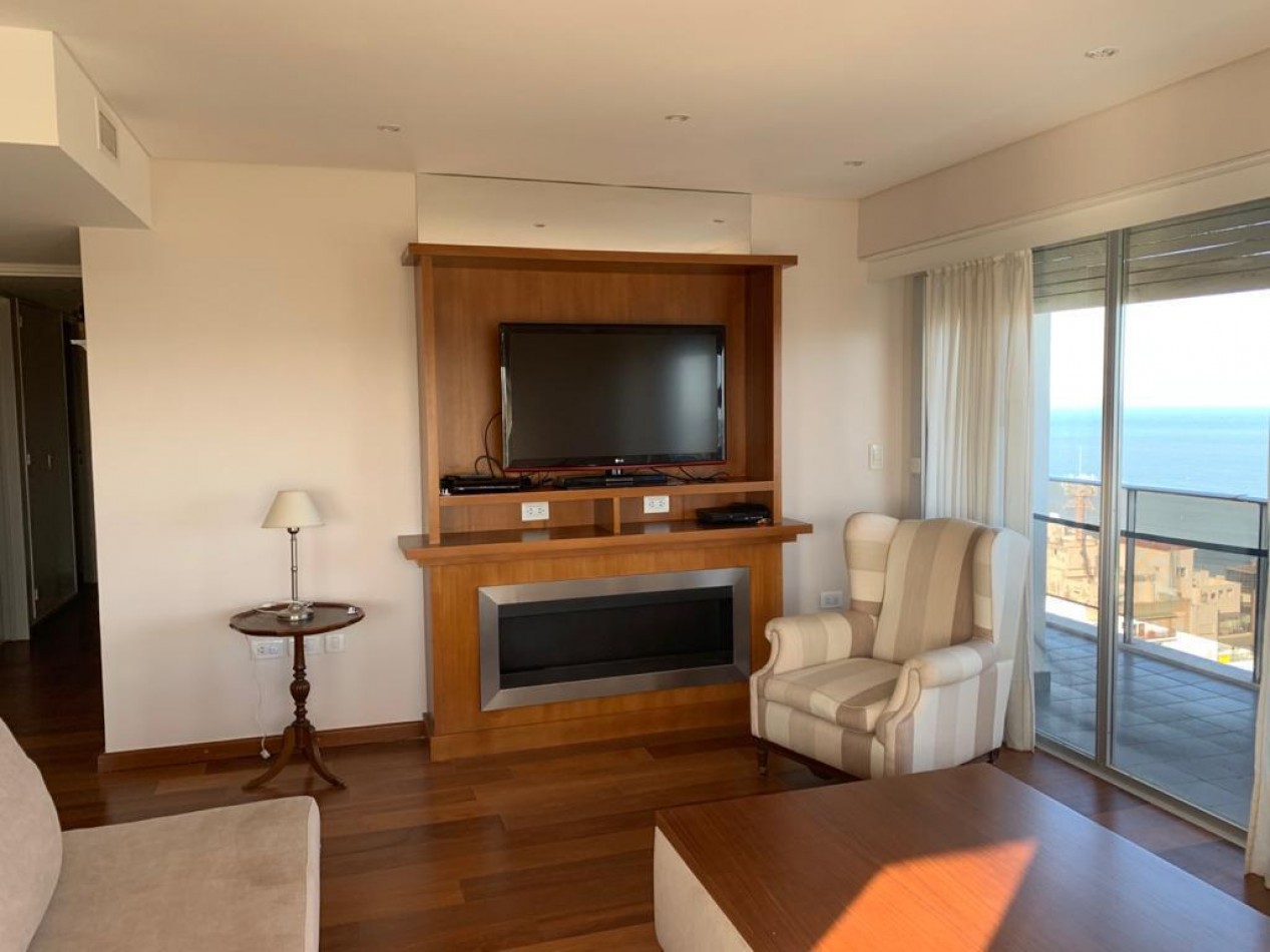 Departamento 4 Amb con vista al mar y  cochera doble playa grande