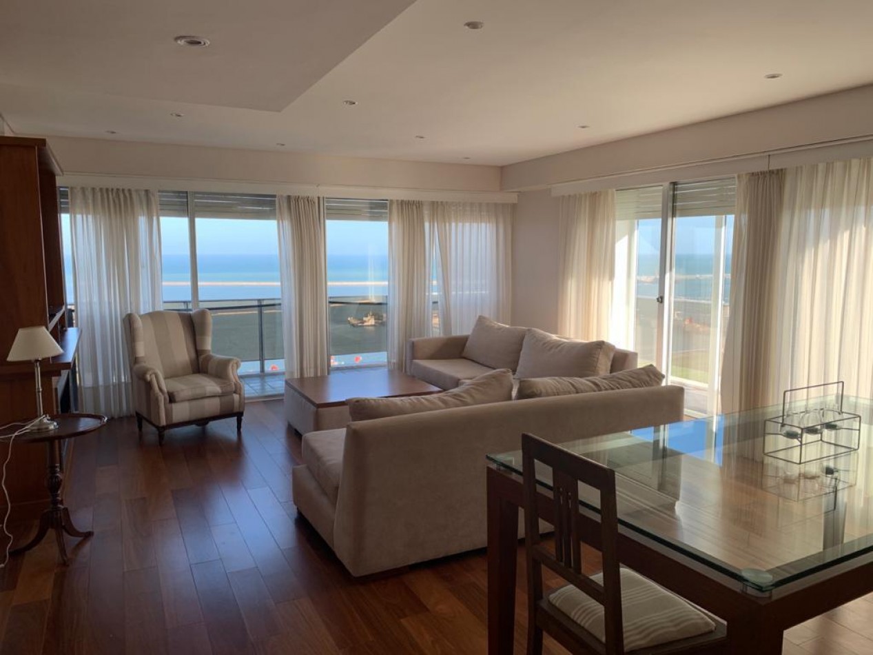 Departamento 4 Amb con vista al mar y  cochera doble playa grande