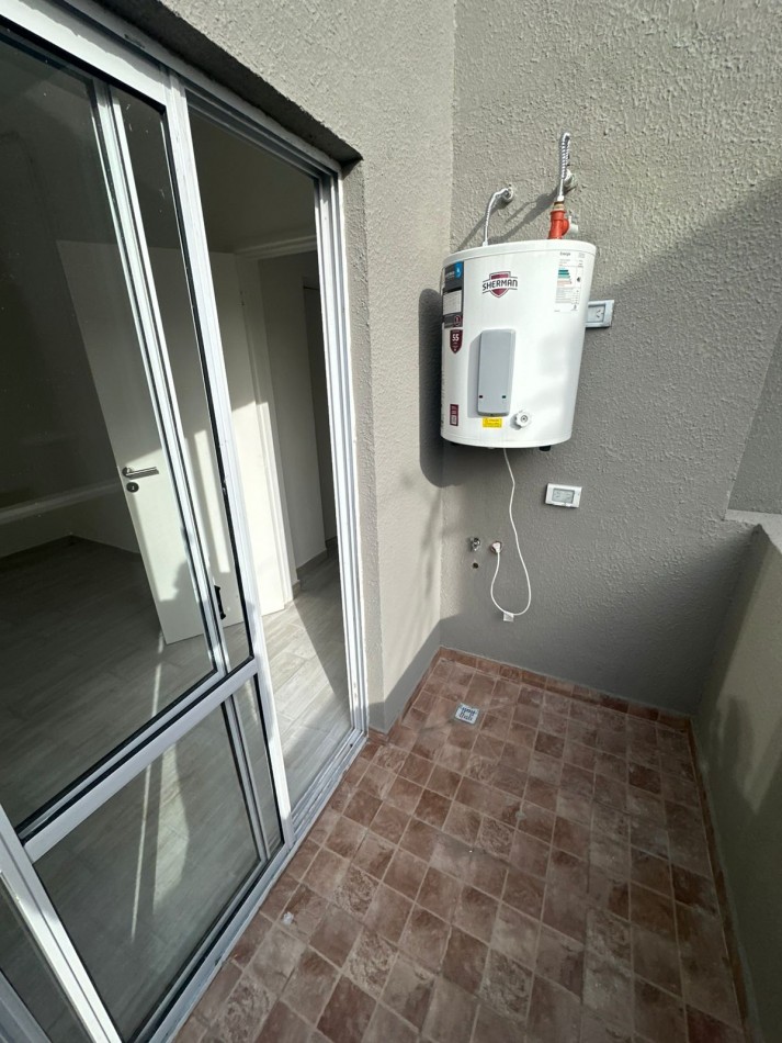 PH 2 AMBIENTES A LA CALLE  CON BALCON TERRAZA