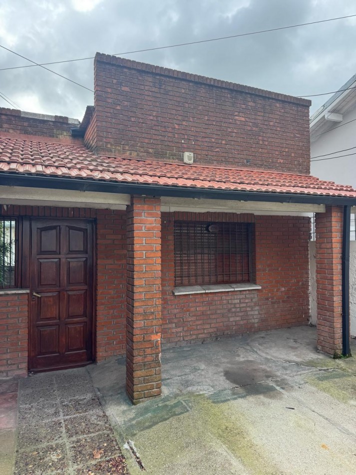 CHALET EN PH 3 AMBIENTES A LA CALLE 