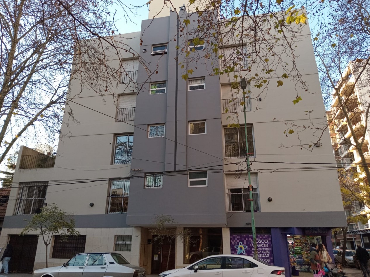 DEPARTAMENTO 3 AMBIENTES AL FRENTE -PLAZA MITRE