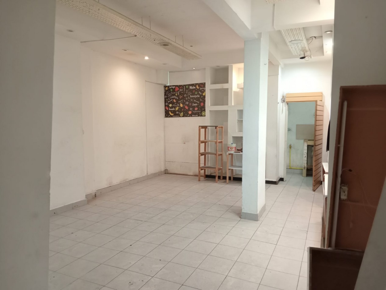 LOCAL COMERCIAL - ARENALES Y COLON