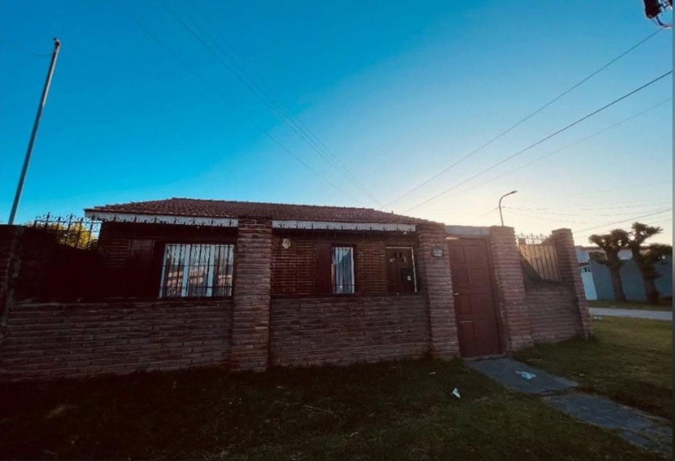CASA 3 AMBIENTES--APTO CREDITO- GASCON 6600
