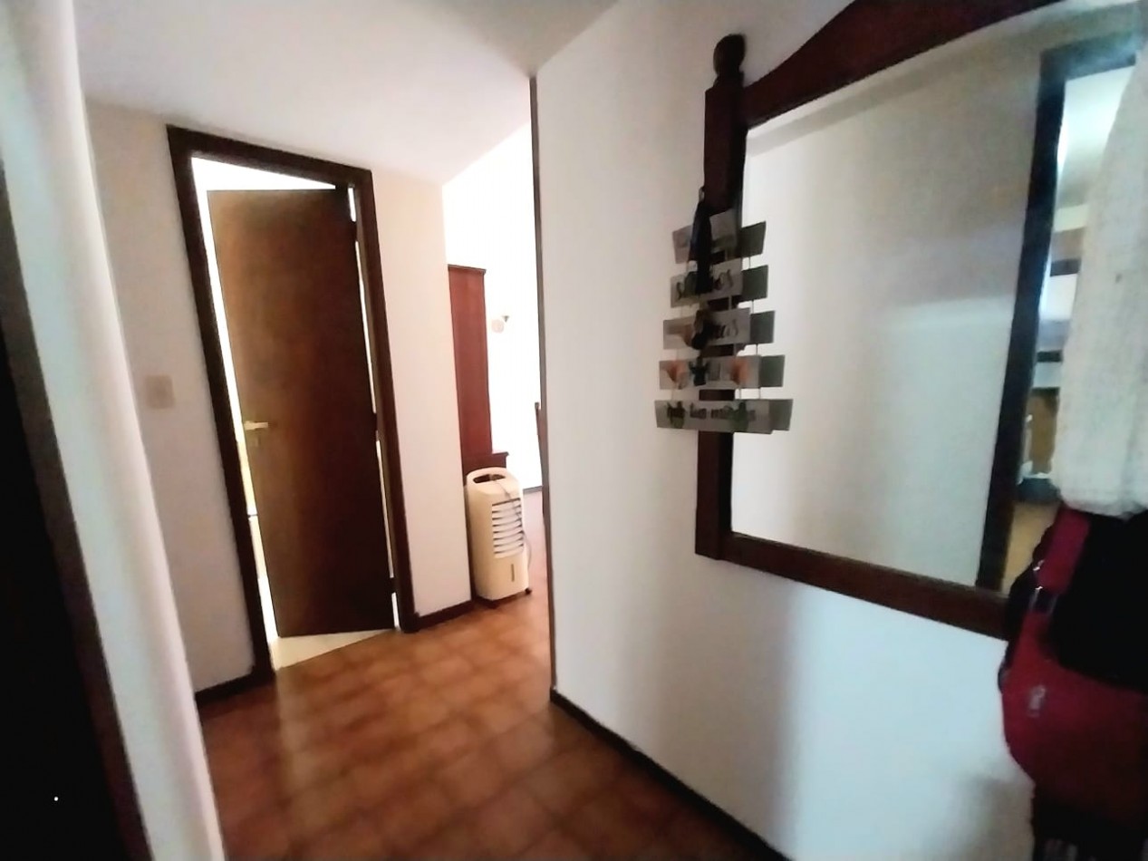 VENTA DEPTO 2 AMB CON DEPENDECIA Y LAVADERO. BALCON SALIENTE AL FRENTE. PLAZA COLON