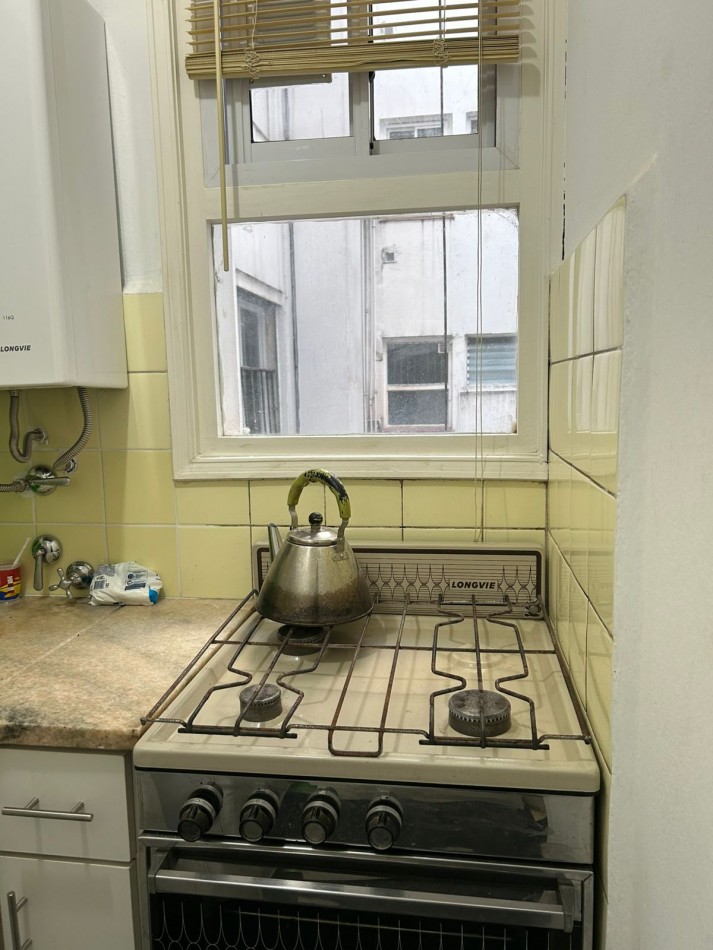 DEPARTAMENTO MONOAMABIENTE CONTRAFENTE EQUIPADO PLAZA COLON .