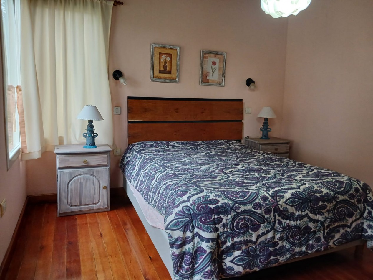 Venta casa en la Caleta, 3 ambientes, pileta, parque y parrilla
