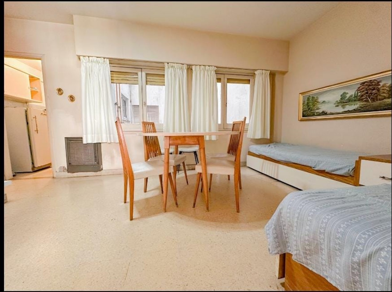 VENTA DEPARTAMENTO 2 AMBIENTES INVERTIDO CON BALCON A LA CALLE ZONA ALDREY