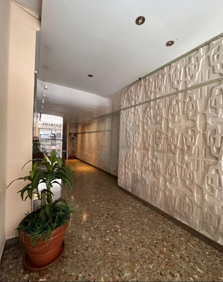 VENTA DEPARTAMENTO 2 AMBIENTES INVERTIDO CON BALCON A LA CALLE ZONA ALDREY