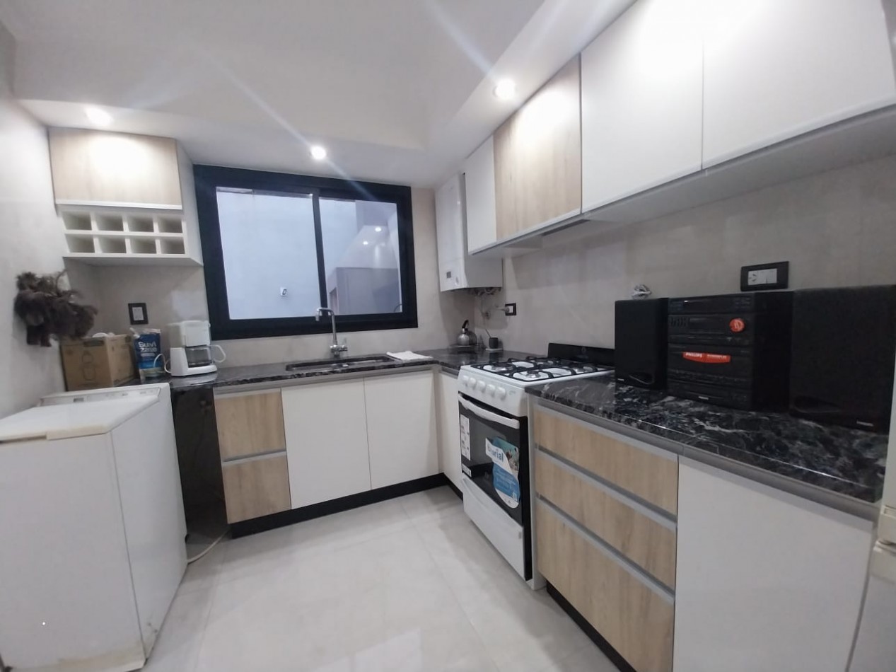 DUPLEX A ESTRENAR 4 AMBIENTES CON ENTRADA PARA AUTO, PATIO Y PARRILLA. COLINAS DE PERALTA RAMOS
