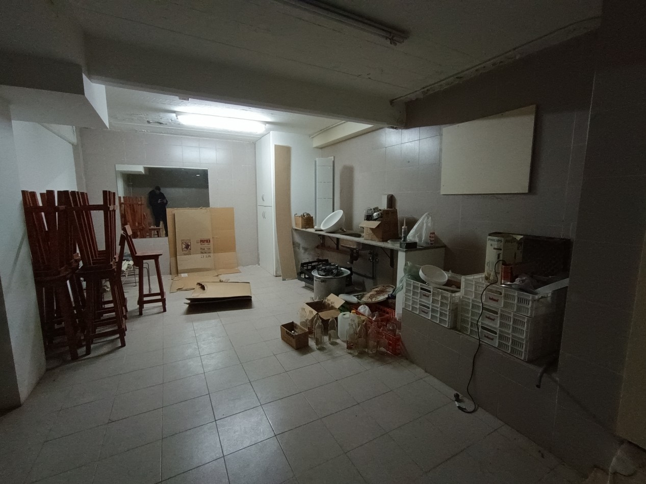 ALQUILER LOCAL COMERCIAL A LA CALLE PARA RUBROS VARIOS EN ZONA GUEMES