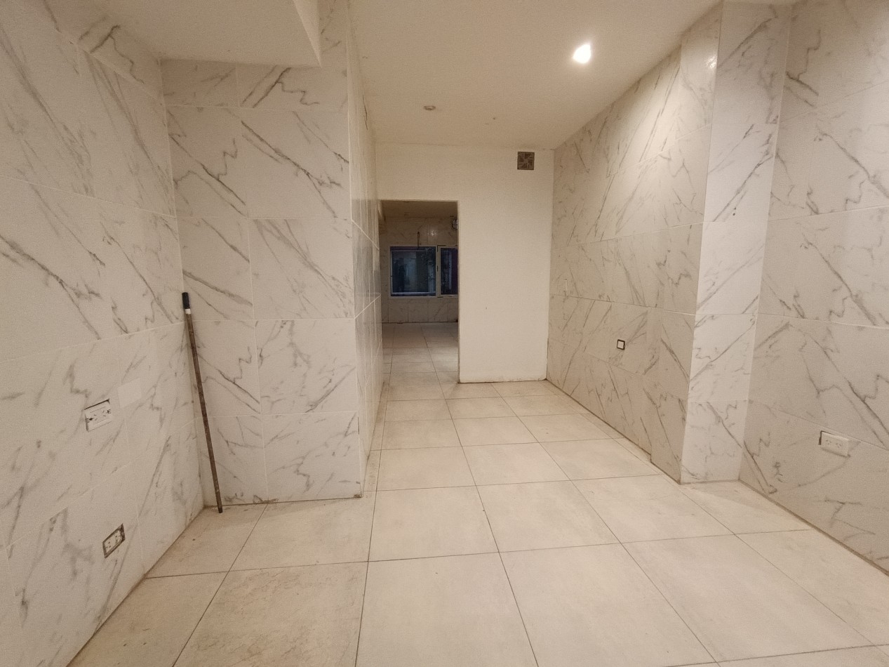 ALQUILER LOCAL COMERCIAL A LA CALLE PARA RUBROS VARIOS EN ZONA GUEMES