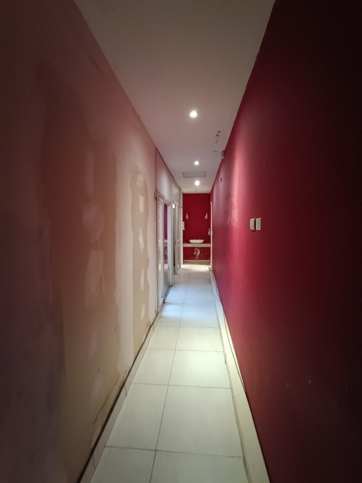 ALQUILER LOCAL COMERCIAL A LA CALLE PARA RUBROS VARIOS EN ZONA GUEMES