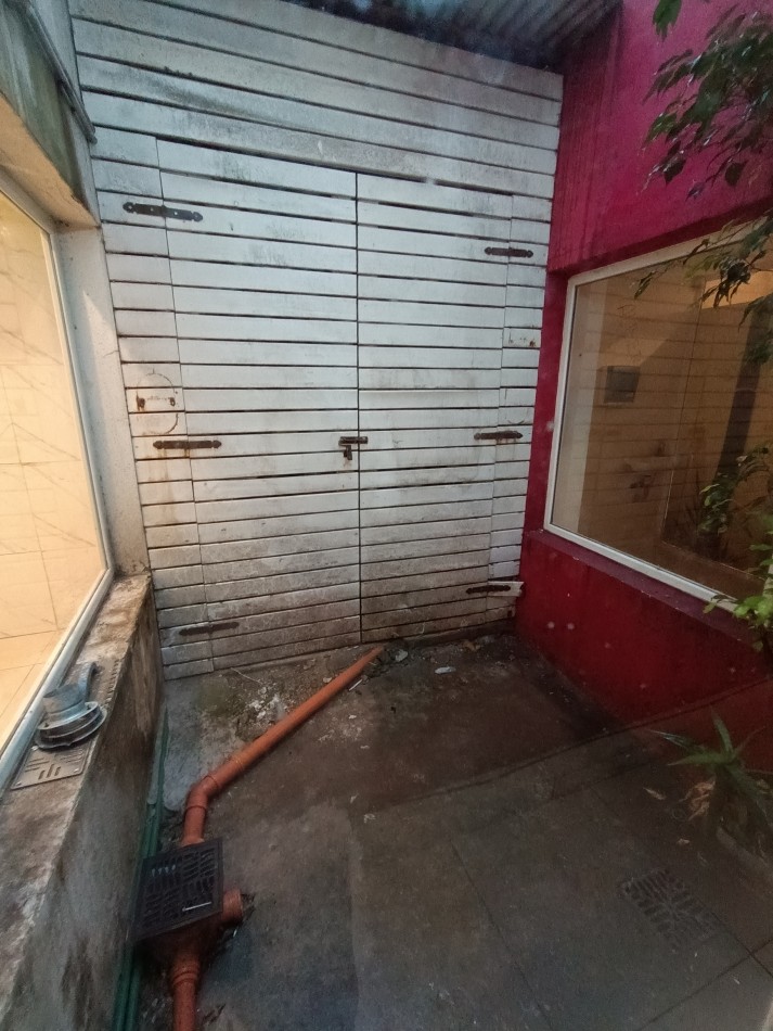 ALQUILER LOCAL COMERCIAL A LA CALLE PARA RUBROS VARIOS EN ZONA GUEMES