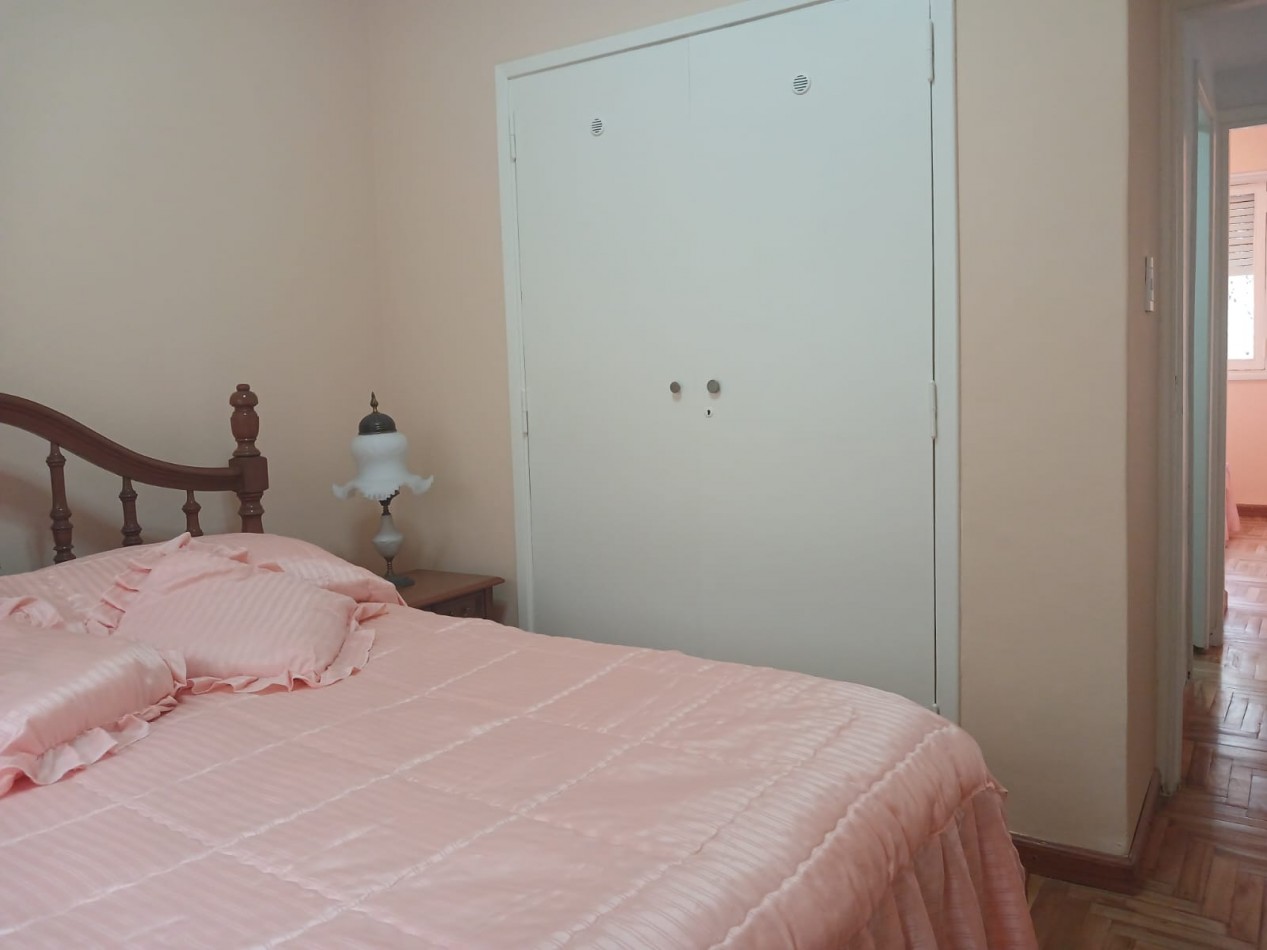 Venta Departamento 4 ambientes reciclado con balcon corrido a la calle