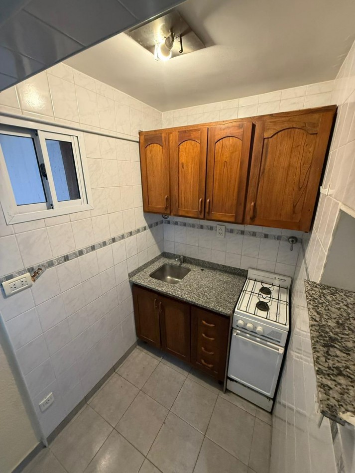 DEPARTAMENTO MONOAMBIENTE CON PATIO ZONA TORREON.