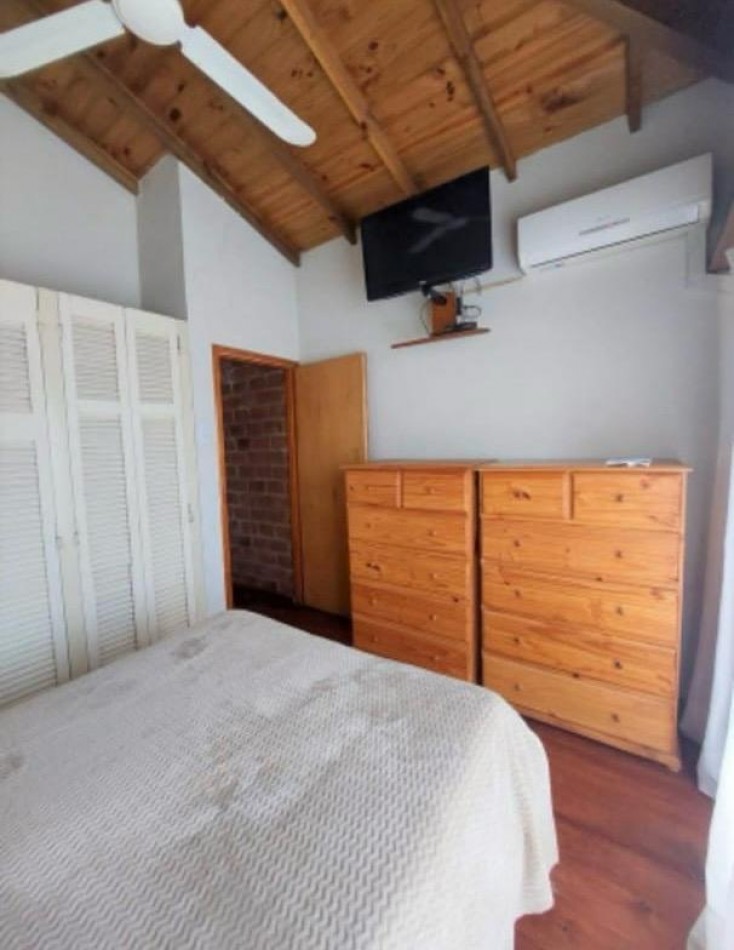 CASA 5 AMBIENTES CON PILETA CLIMATIZADA APTO CREDITO.