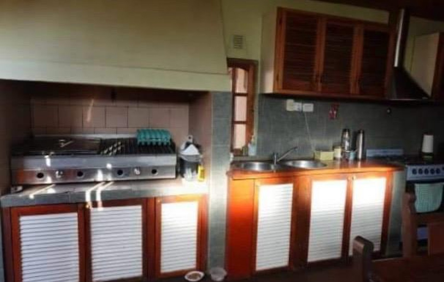 CASA 5 AMBIENTES CON PILETA CLIMATIZADA APTO CREDITO.