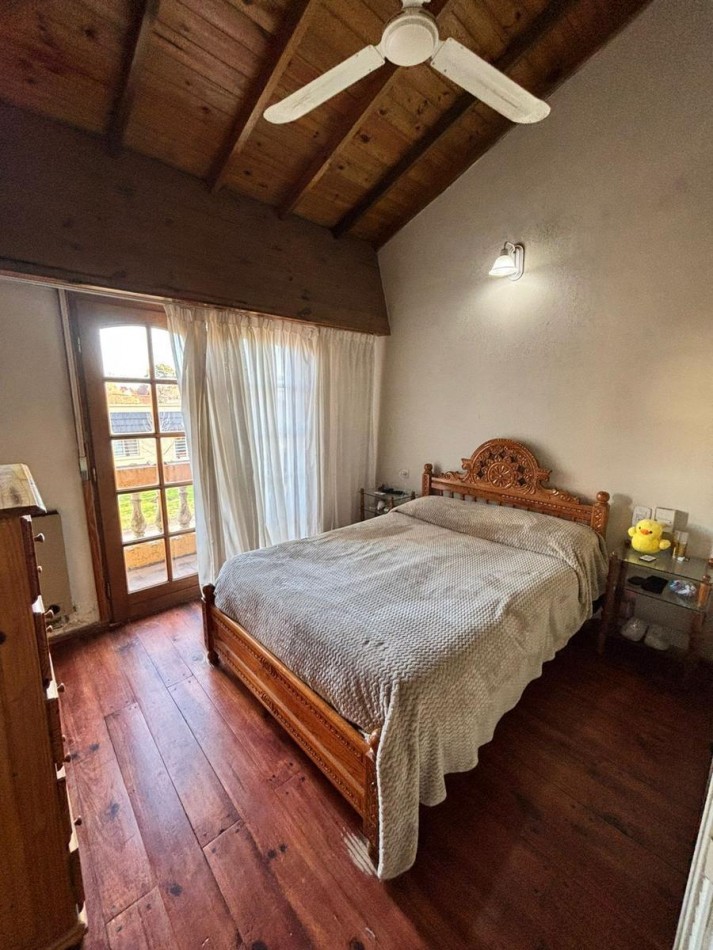 CASA 5 AMBIENTES CON PILETA CLIMATIZADA APTO CREDITO.