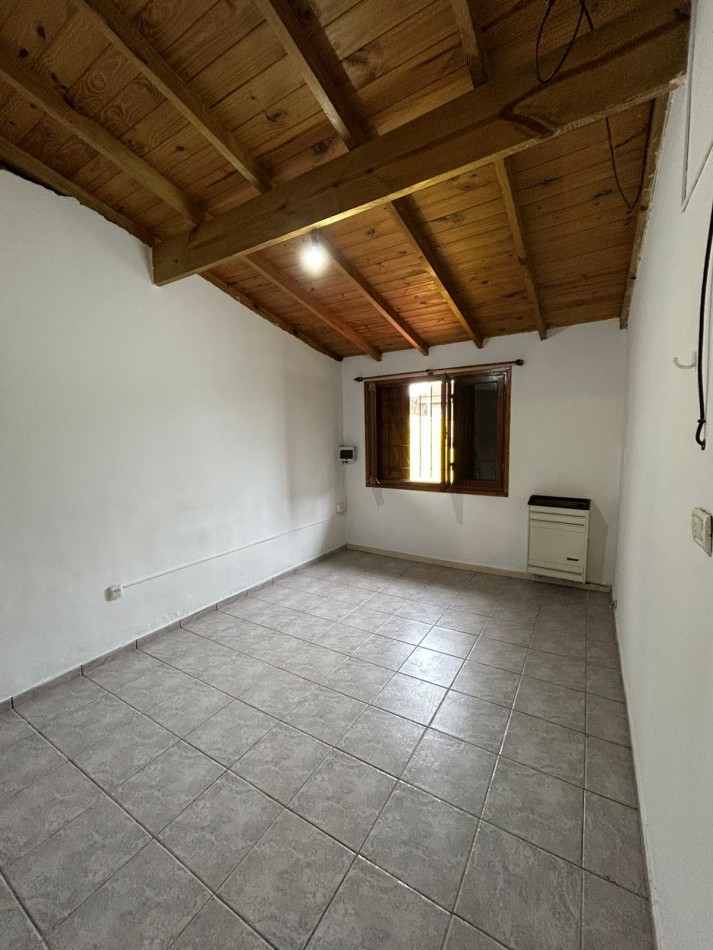 CASA 3 AMBIENTES CON COCHERA PARQUE  Y  MONOAMBIENTE PUNTA MOGOTES.