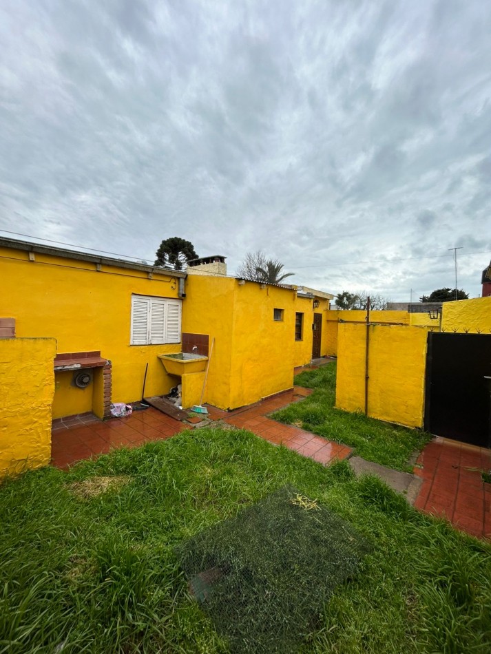 CASA 3 AMBIENTES CON COCHERA PARQUE  Y  MONOAMBIENTE PUNTA MOGOTES.