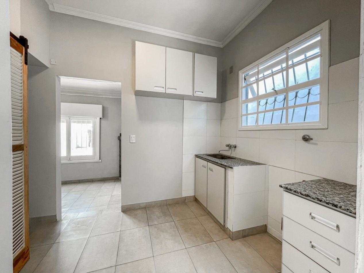 Venta Casa 2amb con garaje y patio Apto Credito 