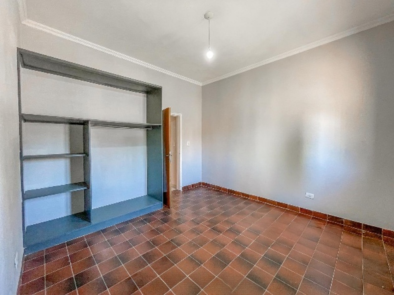 Venta Casa 2amb con garaje y patio Apto Credito 