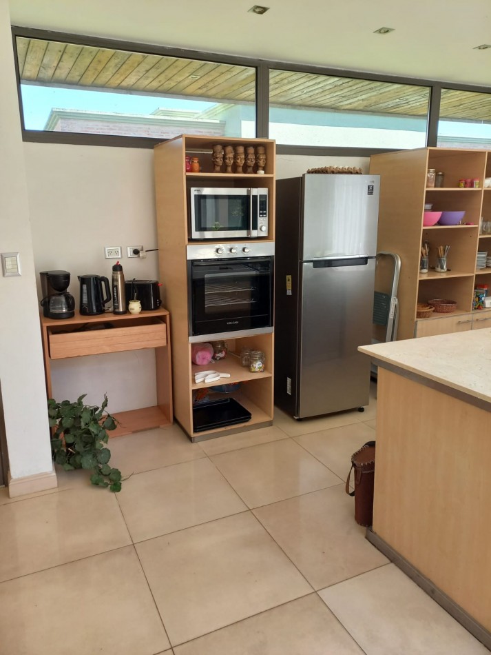 BARRIO PRIVADO : ARENAS DEL SUR CASA 4 AMBIENTES .