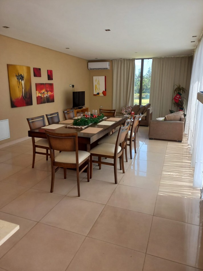 BARRIO PRIVADO : ARENAS DEL SUR CASA 4 AMBIENTES .